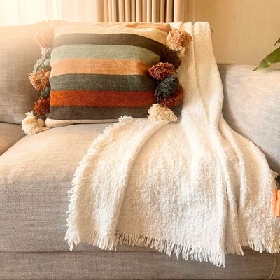 Amal Boucle Throw with Fringe White 50" x 70" (130 x 180 cm) - White