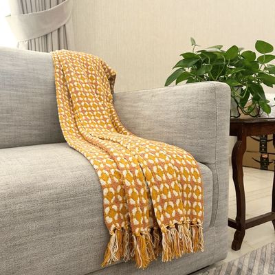 Sole Throw 50" x 60" (130 x 170 cm) - Mustard