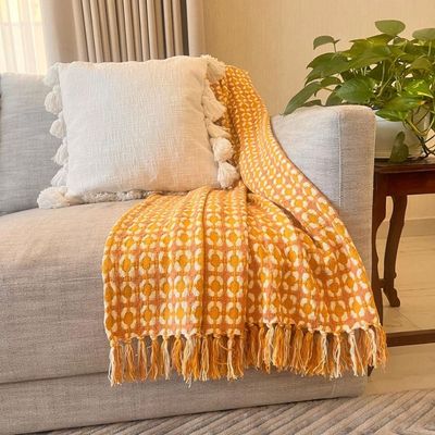 Sole Throw 50" x 60" (130 x 170 cm) - Mustard