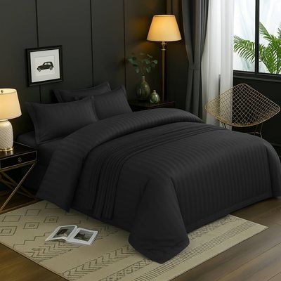 4-Piece Duvet Cover Set –Single Size, Includes 1 Duvet Cover(150x200cm), 1 Fitted Sheet(120x200+20cm) 2 Pillowcases(53x75cm)