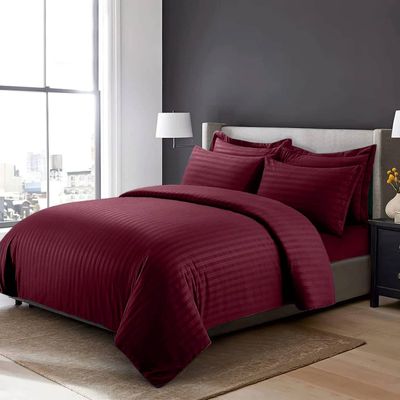 6-Piece Duvet Cover Set –Super King Size, Includes 1 Duvet Cover(240x260cm), 1 Fitted Sheet(200x200+30cm) 4 Pillowcases(53x75cm)