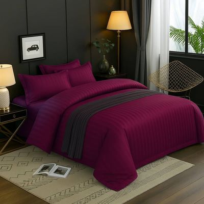 6-Piece Duvet Cover Set –Super King Size, Includes 1 Duvet Cover(240x260cm), 1 Fitted Sheet(200x200+30cm) 4 Pillowcases(53x75cm)