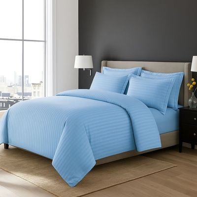 6-Piece Duvet Cover Set –Super King Size, Includes 1 Duvet Cover(240x260cm), 1 Fitted Sheet(200x200+30cm) 4 Pillowcases(53x75cm)
