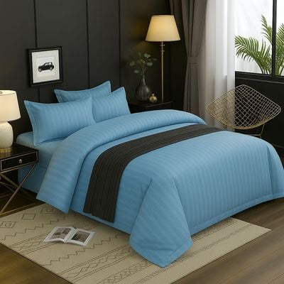 6-Piece Duvet Cover Set –Super King Size, Includes 1 Duvet Cover(240x260cm), 1 Fitted Sheet(200x200+30cm) 4 Pillowcases(53x75cm)