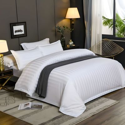 6-Piece Duvet Cover Set –Queen Size, Includes 1 Duvet Cover(220x240cm), 1 Fitted Sheet(150x200+30cm) 4 Pillowcases(53x75cm)