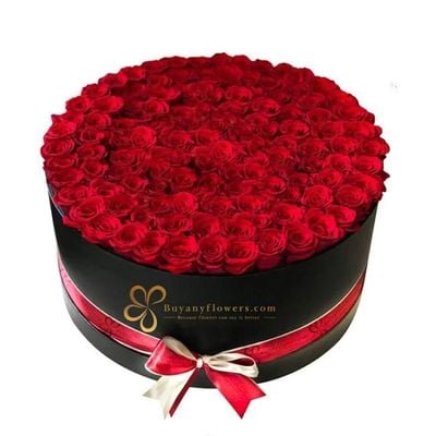 Grand Red Roses Love Box Grand Red Roses Love Box