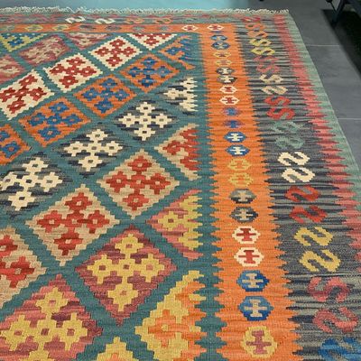 L4 Woolen Kilim - 200 × 300 CM Rugs