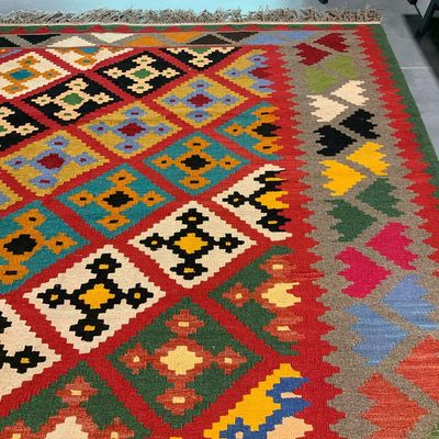 L6 Woolen Kilim - 200 × 300 CM Rugs