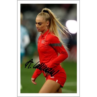 Switzerland Ladies Signed 6X4 Inch Photo Print Pre Printed Signature Football/Soccer Autograph Gift