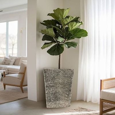 V9 Vase - 30×30×58 CM