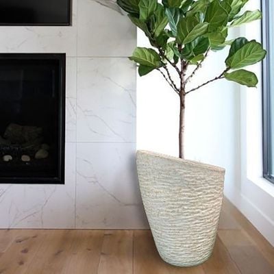 V18 Vase - 36×25×47 CM