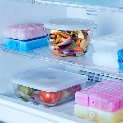 Pyrex Cook & Freeze Round Dish with Plastic Lid 0.6L – Compact Glass Container for Baking, Freezing & Reheating