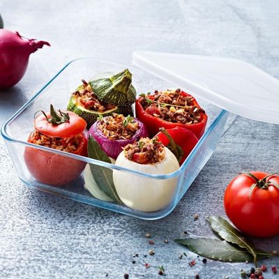 Pyrex Cook & Freeze Square Dish with Plastic Lid 2L – Durable Glass Container for Baking, Freezing & Storing