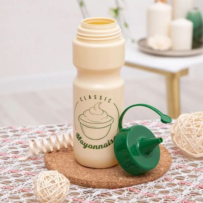 Herevin 660ml Classic Mayonnaise Dispenser Bottle - Beige Decorated BPA-Free PP & PE Squeeze Bottle for Mayo, Sauces, and Condiments