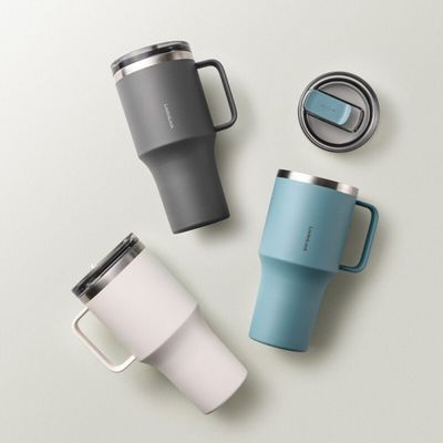 Water Bottles & Jugs
