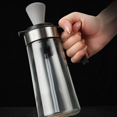 Cuisine Art Soda Lime Glass Vicky 2 in 1 Oil Dispenser with Brush, 550ml, Transparent