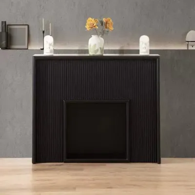 Baker Console Black