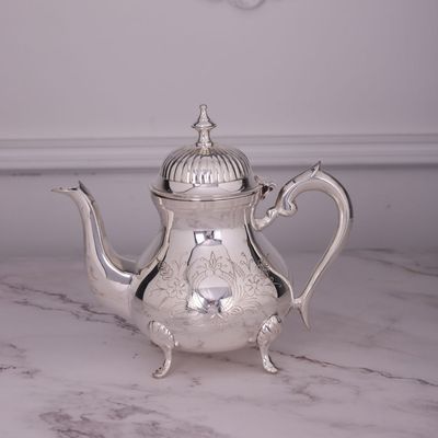 Elegant Silver Plated Brass Tea Kettle By Quesera Elegant Silver Plated Brass Tea Kettle By Quesera