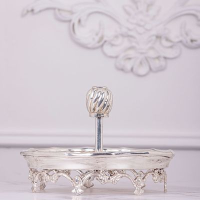 Anaqat Silver Plated Brass Serving Platter With Legs By Quesera Anaqat Silver Plated Brass Serving Platter With Legs By Quesera
