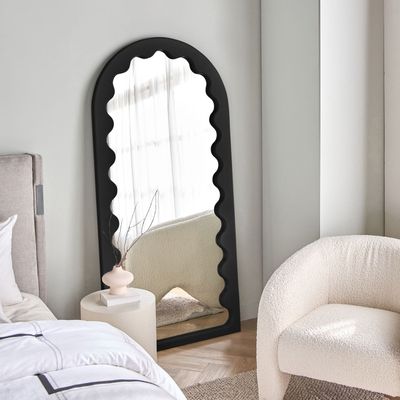 Premium Arch Leaner Mirror – Luxury Full-Length Floor Mirror for Modern Home Décor (Balck)