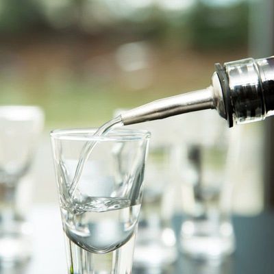 Stainless Steel Liquor Pourer with Tapered Speed Jet