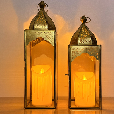 Set of 2 Arabic Ramadan Lanterns Gold Metal & Clear Glass – Decorative Fanoos for Eid,Candle Holder, Outdoor Garden & Balcony Hanging Lanterns, Large Ramadan Lantern Set for Home Décor