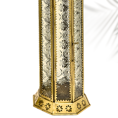 Set of 2 Moroccan Ramadan Lanterns Hexa Shape – Gold Metal & Frosted Embossed Glass Fanoos, Arabic Candle Holder Lanterns for Eid, Indoor & Outdoor Décor Lantern in Large & Small Sizes