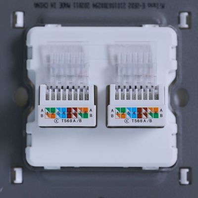 Milano Dual Data Outlet Cat6Mpw