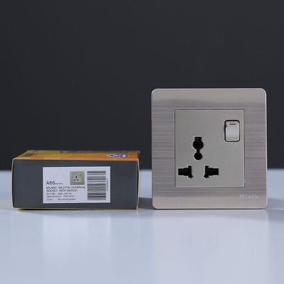 Milano 16A Universal Switched Socket Gd