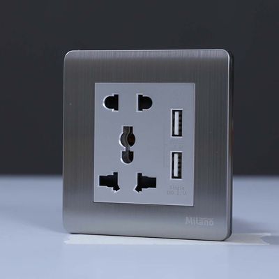 ميلانو Universal Socket (2Pin + 3Pin) With 2.1A U-Silver