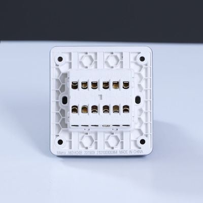 Milano 10A 4 Gang 2 Way Switch Sl Ps