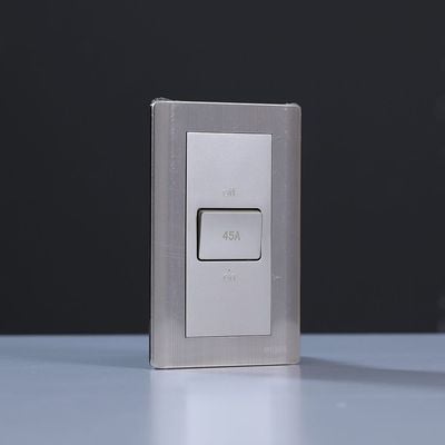 Milano 45A Dp Switch With Neon (3X6) Gd