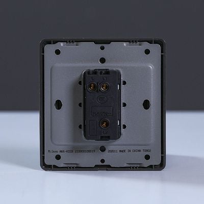 Milano 16A 1 Gang 2Way Switch Gd