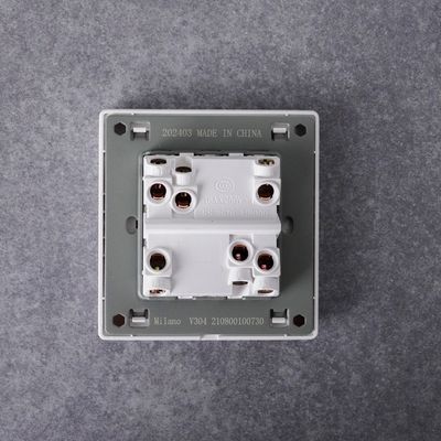 Milano 10A 2G 2W Switch Aura Wh