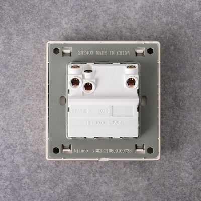 Milano 10A 2G 1W Switch Aura Gld