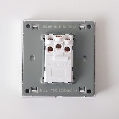 Milano 10A 1G 2W Switch Aura Slvr