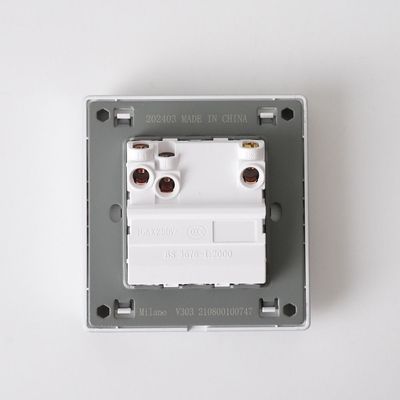 Milano 10A 2G 1W Switch Aura Slvr