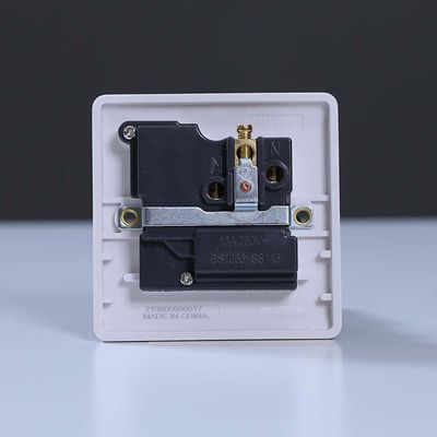 Milano 13A 1Gang Switch Socket White (V4050)