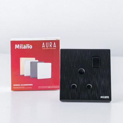 Milano 15A Socket Aura Blk