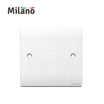 Milano 20A Flux Outlet Aura Wh