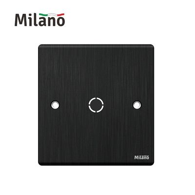 Milano 20A Flux Outlet Aura Blk