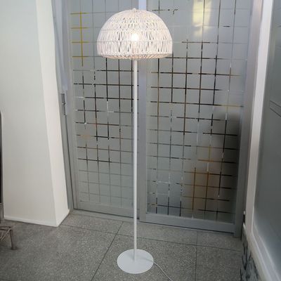 Hampton Floor Lamp Metal E27 White 39X159Cm H Gs-2310070