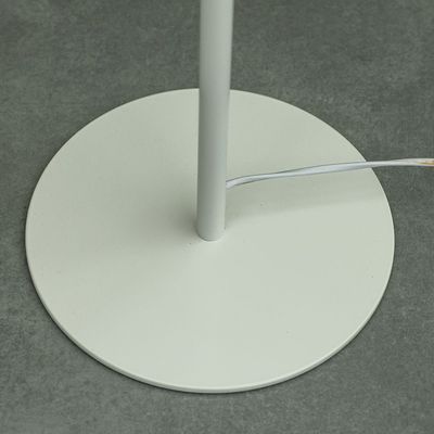 Hampton Metal Floor Lamp - White - 39x159 cm - With 2-Year Warranty