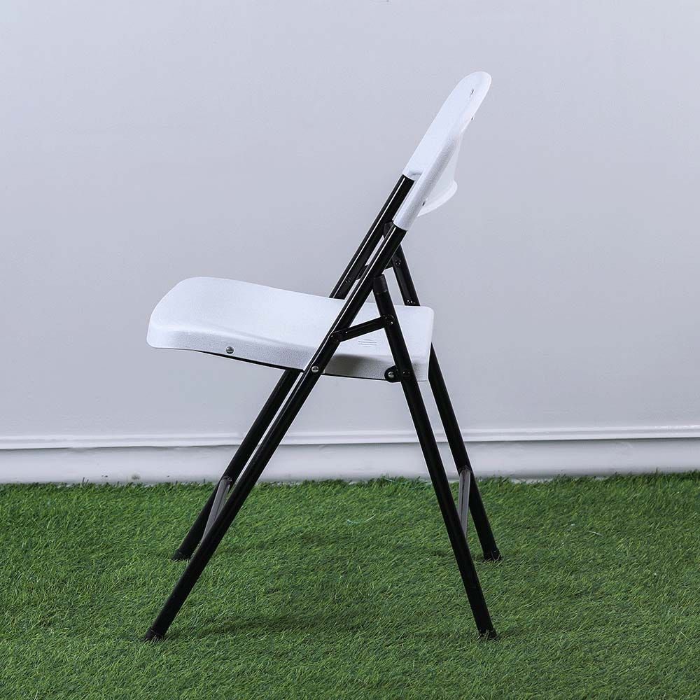 Foldable chairs near deals me