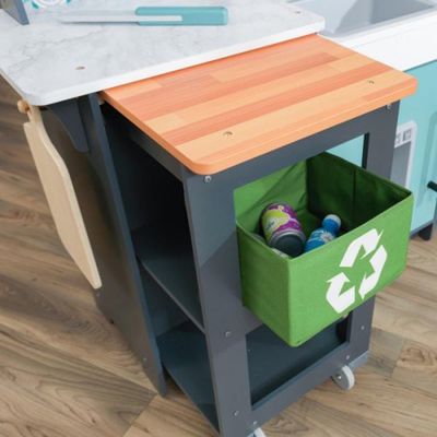 Garden Gourmet Play Kitchen With Ez Kraft Assembly