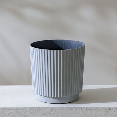Plastic Pot - Grey - 20x20x20 cm 