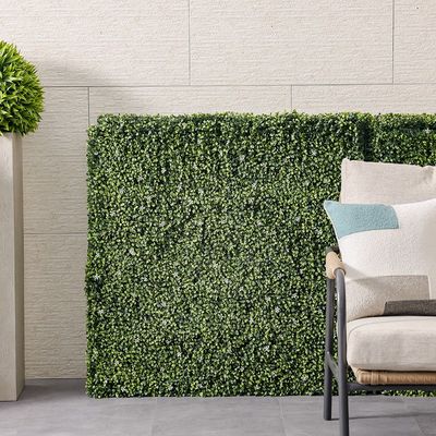 سياج صناعي - بوش خشبي سياج صناعي - بوش خشبي