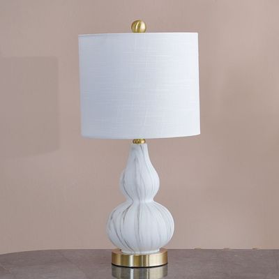 Jonathan Glass Table Lamp White -Tl22518-0