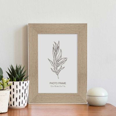 Petite Photo Frame Wood Color 4X6Inch