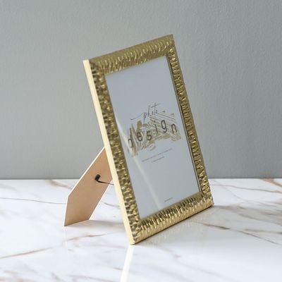 Petite Single Photo Frame Gold 20.3x25.4Cm 